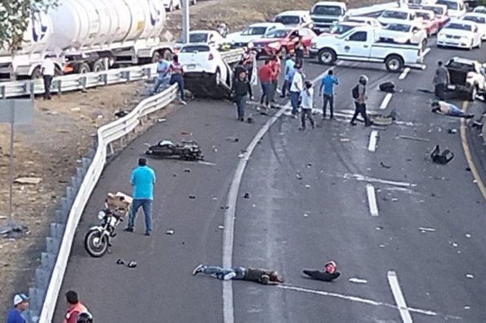 Accidente vehicular en Morelia, Michoacán deja saldo de 4 lesionados (VIDEO)