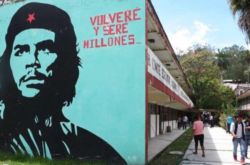 ¿Quién es Jesús Murillo Karam, político al que le dictaron prisión preventiva por caso Ayotzinapa?