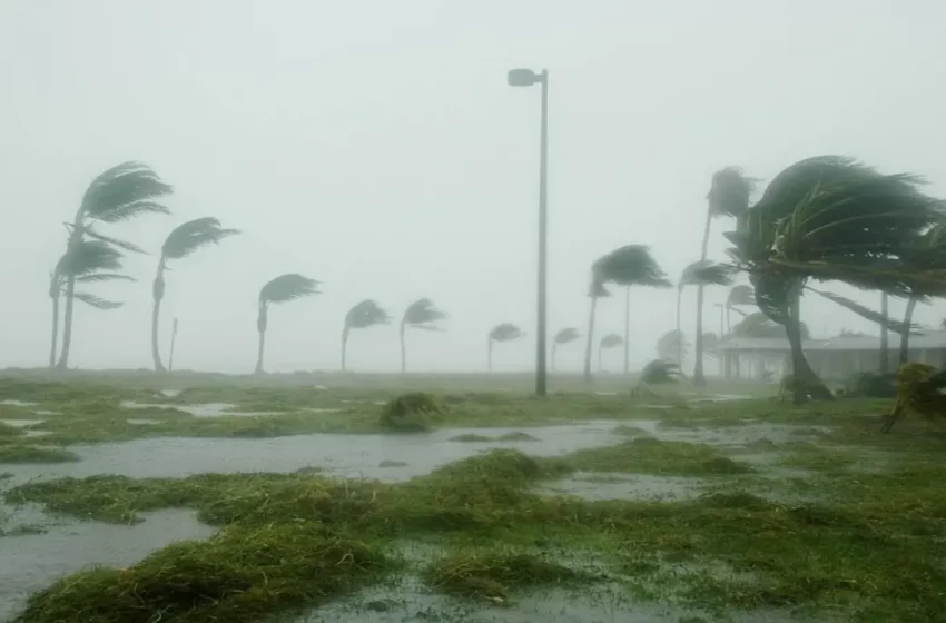 Huracán “Ian” avanza hacia Florida; se esperan “vientos catastróficos”