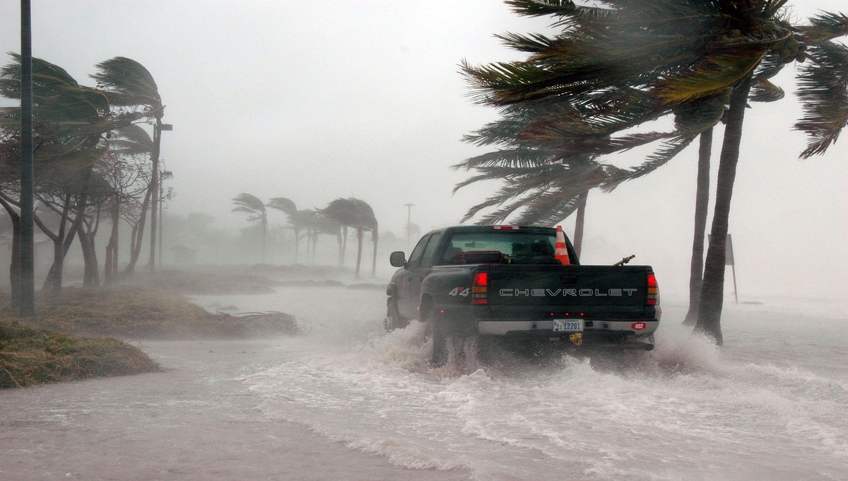 VIDEOS: Huracán ‘Ian’ inunda el suroeste de Florida