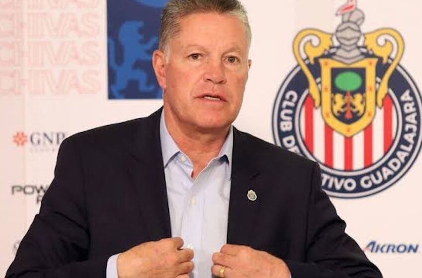 Ricardo Peláez se despide del Chivas y deja cargo como director deportivo