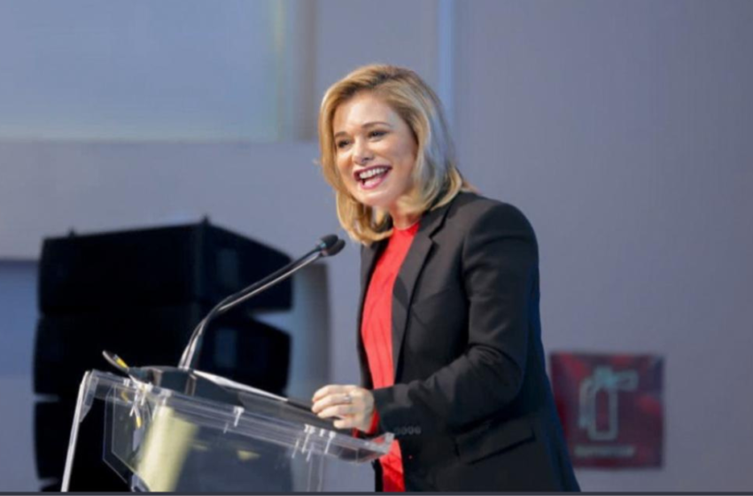 Maru Campos, gobernadora  de Chihuahua, hace llamado en defensa del INE