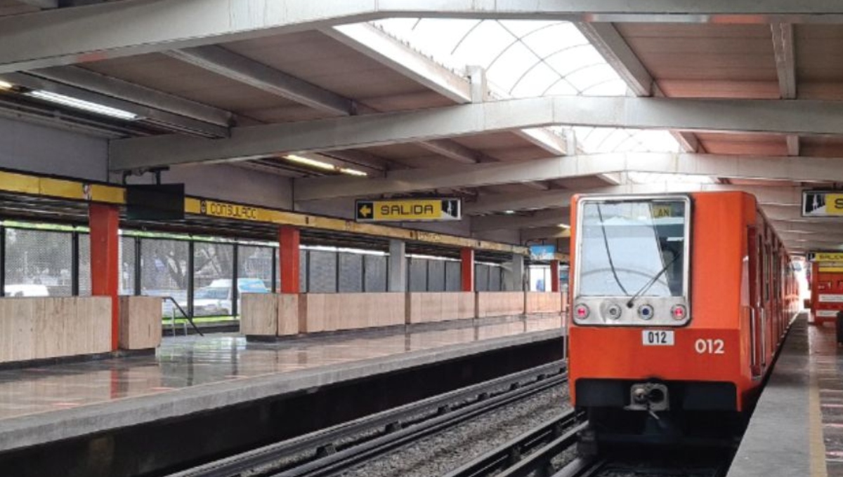 Fiscalía capitalina exonera a mujer que tiró aspas a las vías del Metro
