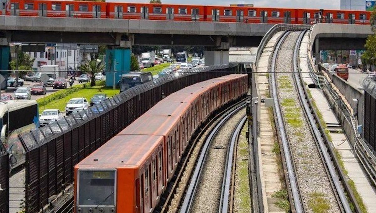 Línea 7 del Metro: Guardia Nacional supervisa retiro de vagón tras fallas