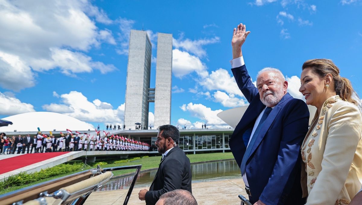 Por tercera vez, Lula da Silva asume presidencia de Brasil￼
