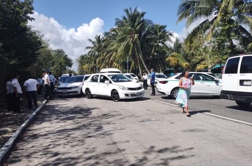 EU en alerta tras amenazas de taxistas a conductores de Uber en Quintana Roo
