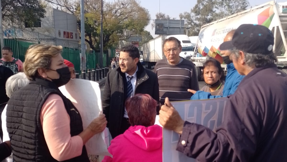 Bloquean carretera México-Cuernavaca por desaparición de Carolina islas