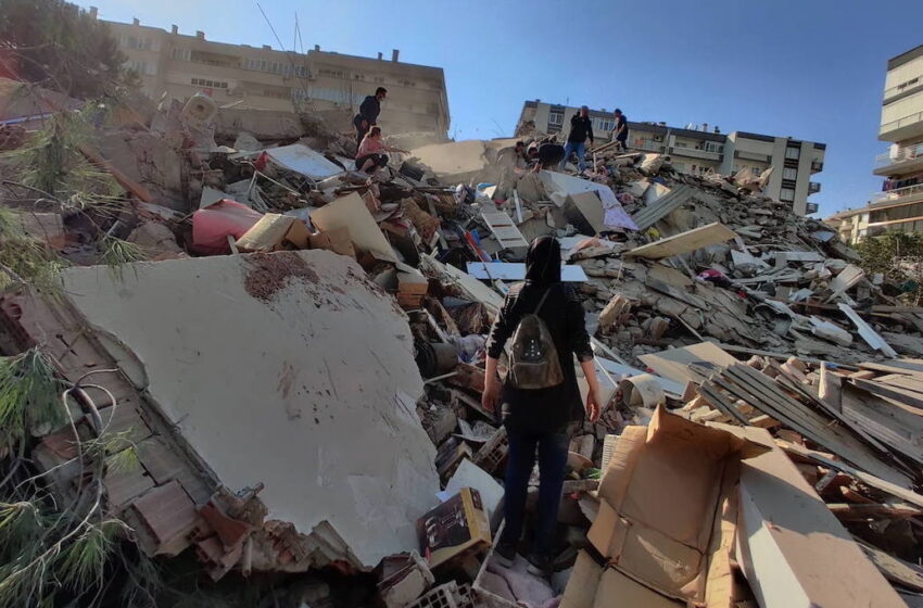 Turquía y Siria registran fuerte terremoto; hay al menos 2 mil 300 muertos (VIDEOS)
