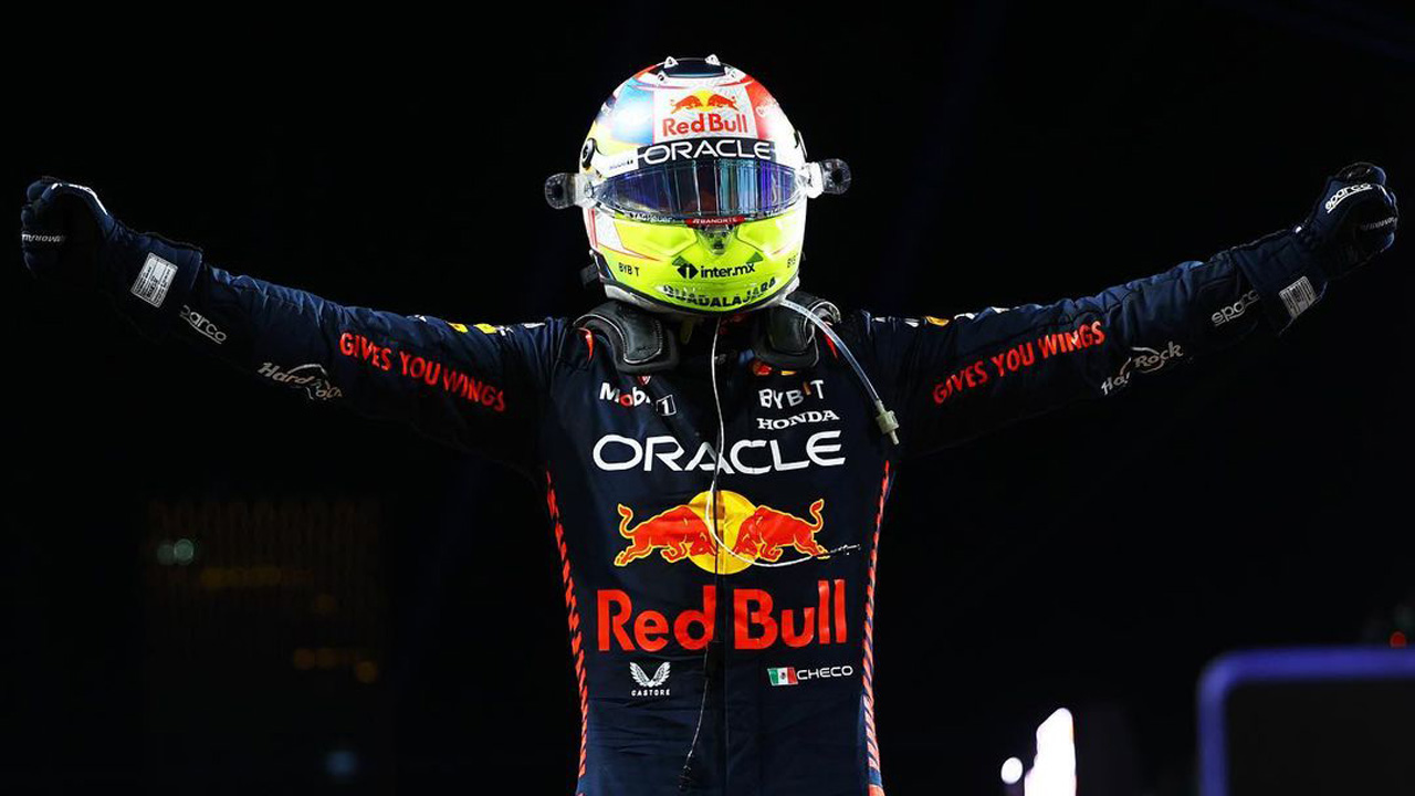Checo Pérez gana el Gran Premio de Arabia Saudita de F1