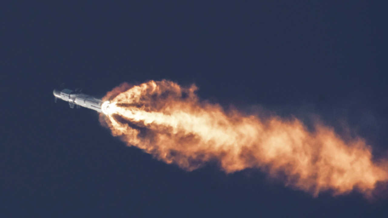 En vuelo inaugural de SpaceX, Starship explota