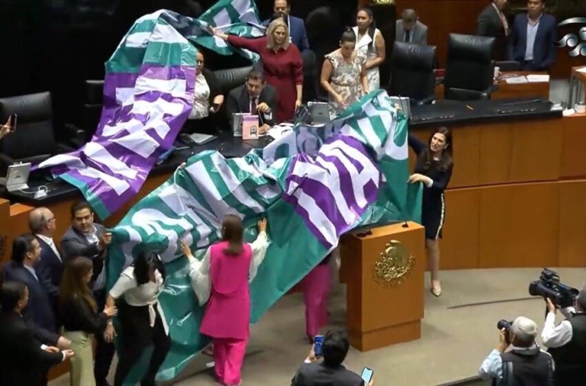 Instala Morena en el Senado sede alterna para sesionar; oposición toma tribuna