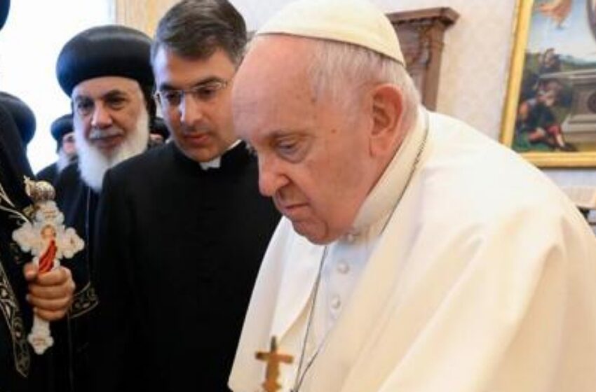 Suspende Papa Francisco su agenda por presentar malestar y fiebre