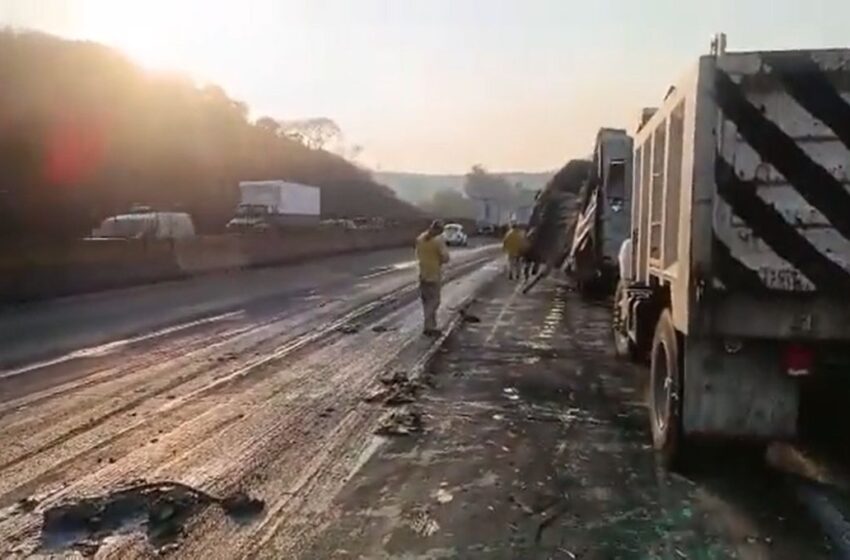 Autopista México-Querétaro: continua cierre parcial tras accidente 