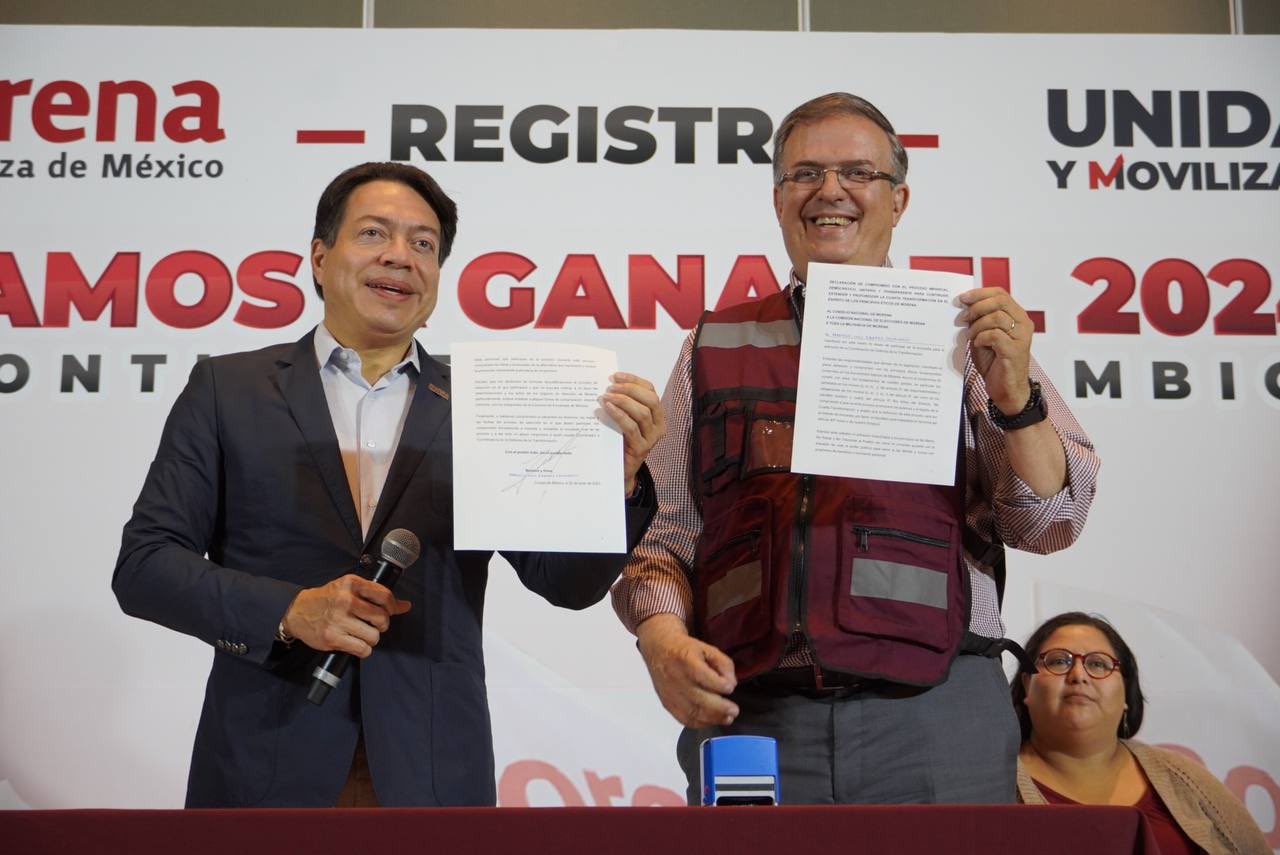 Marcelo Ebrard es el primero en registrarse para la candidatura presidencial de Morena ￼