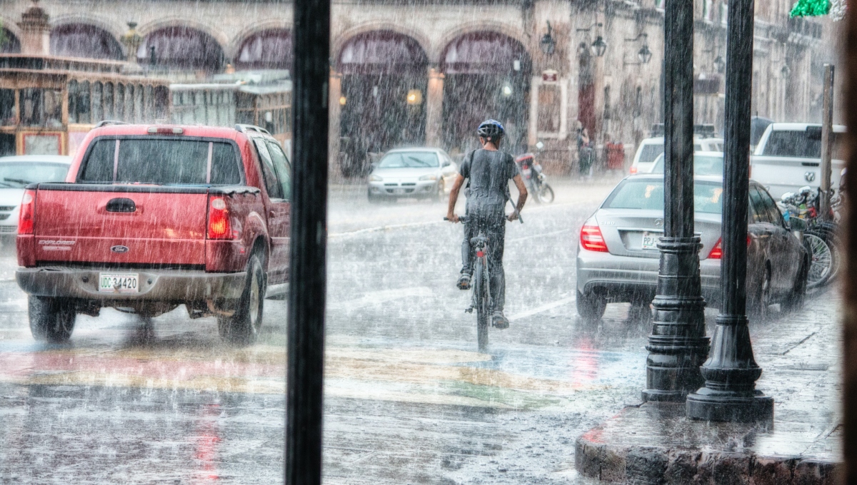 Activan tres alertas por fuertes lluvias en 13 alcaldías de la CDMX