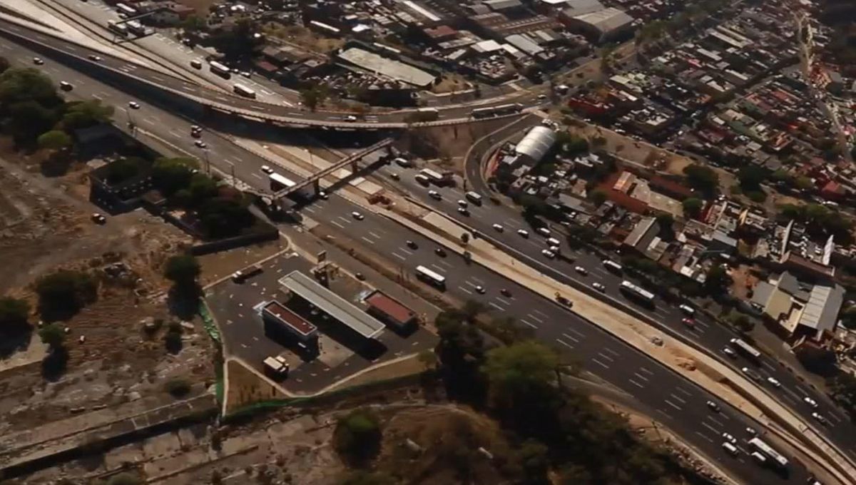 Caos vial por accidente de motociclista en la autopista México-Pachuca
