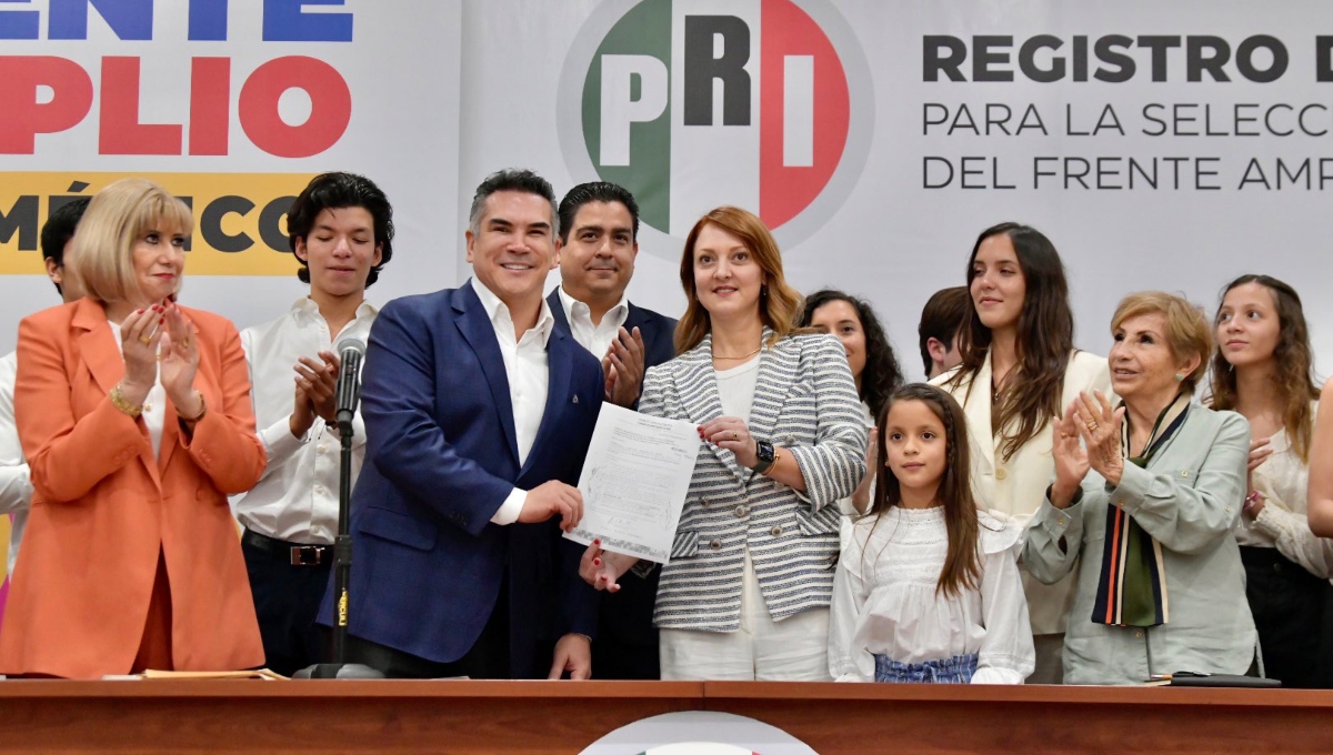 García Cabeza de Vaca se registra como aspirante a candidatura de Frente Amplio por México