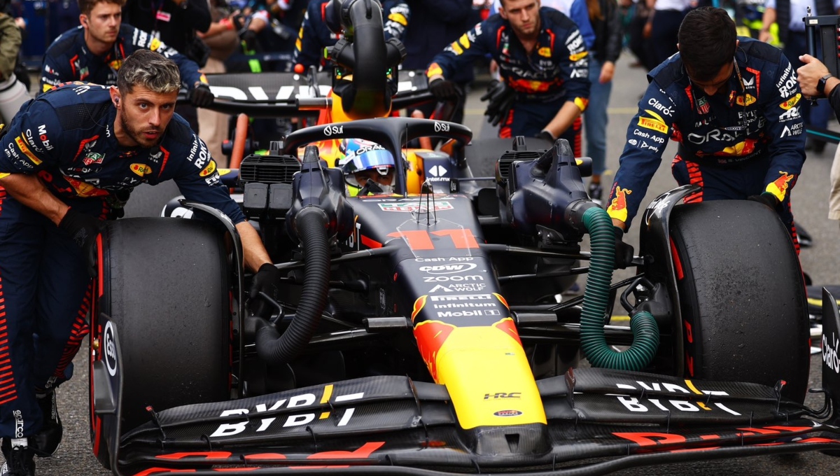 Choque entre ´Checo´ Pérez y Hamilton en el Sprint de GP de Bélgica