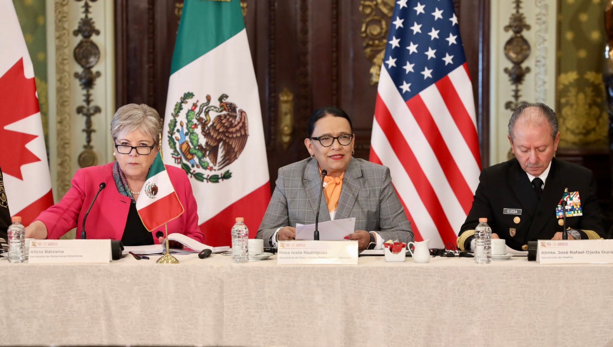 Cumbre trilateral: gobierno mexicano insiste en que precursores de fentanilo llegan de Asia