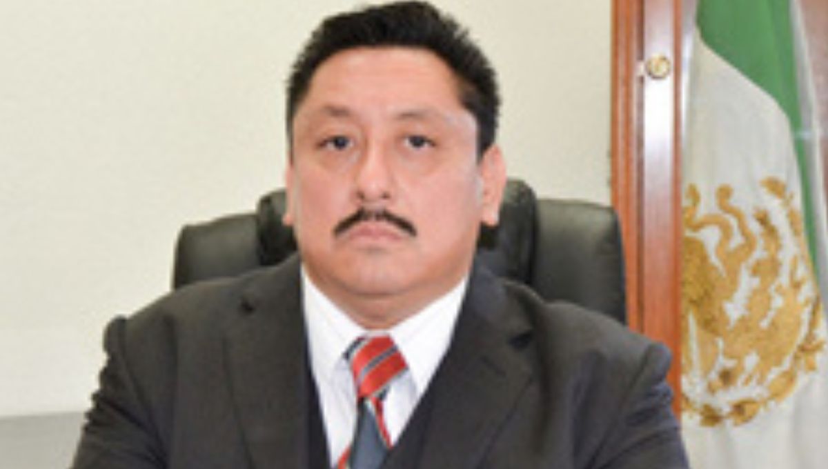 FGR y Marina implementan operativo en casa del fiscal de Morelos; “vienen a detenerme”, dice Uriel Carmona