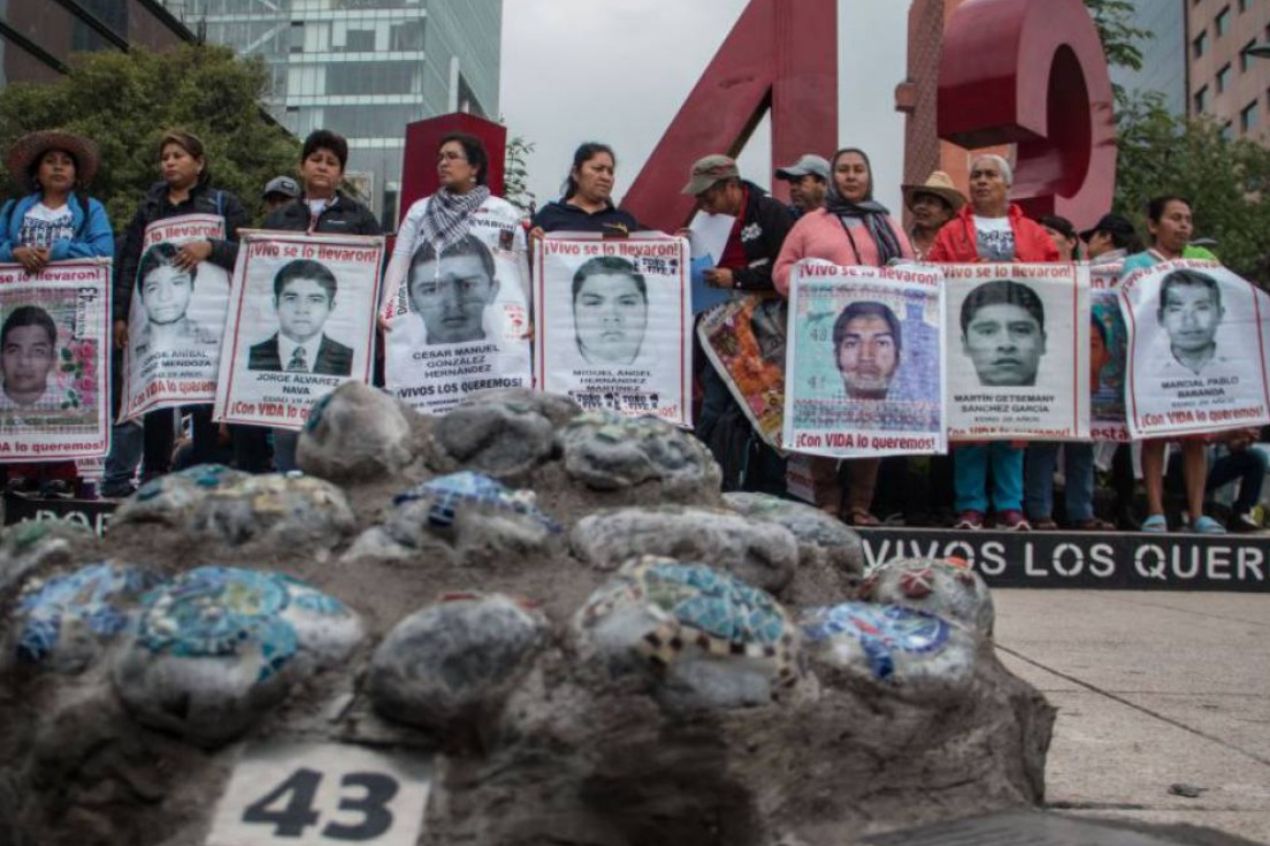 EU busca abrir todos los chats privados de Guerreros Unidos sobre los 43 normalistas desaparecidos en Ayotzinapa