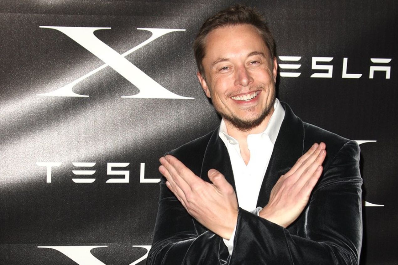 Elon Musk pretende que usuarios de X paguen una “pequeña mensualidad”