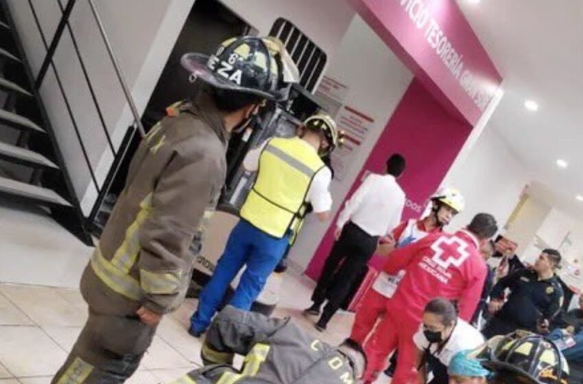 Se desploma elevador en centro comercial de Gran Sur; una persona falleció