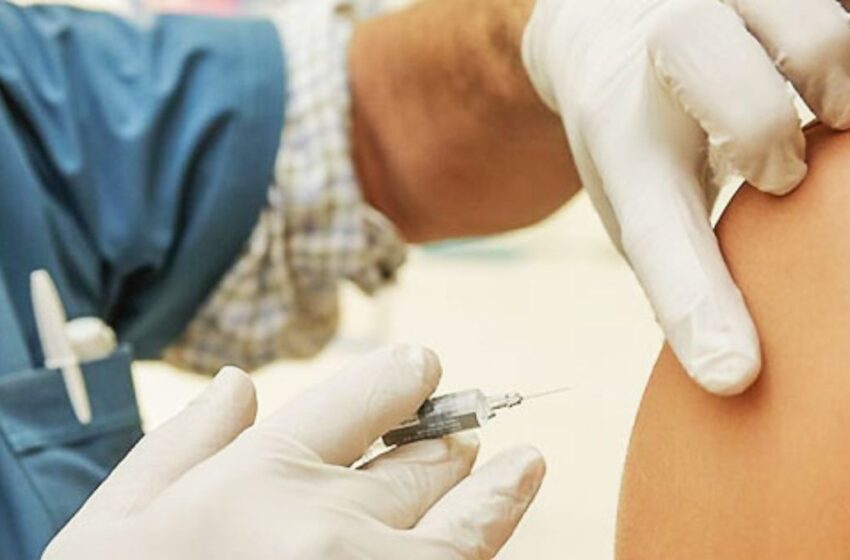 Cofepris alerta por riesgo sobre vacuna contra dengue en menores