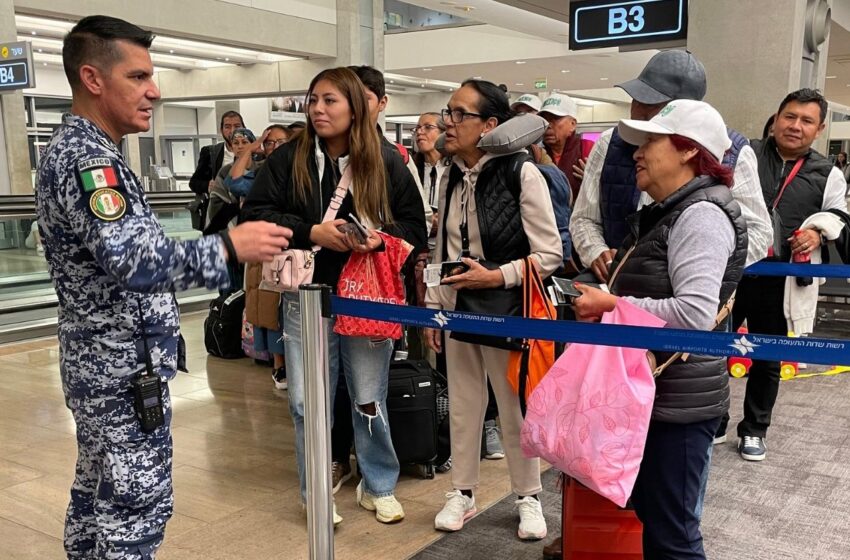 Regresan a México dos aviones con 275 mexicanos rescatados de Israel