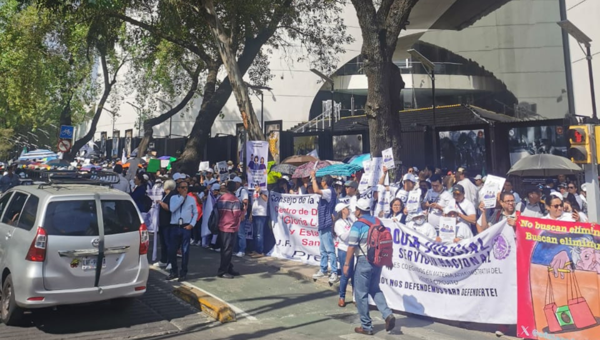 CDMX: Trabajadores del Poder Judicial se manifiestan  en el Senado