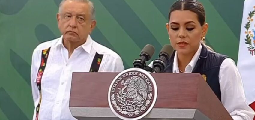 AMLO y Evelyn Salgado