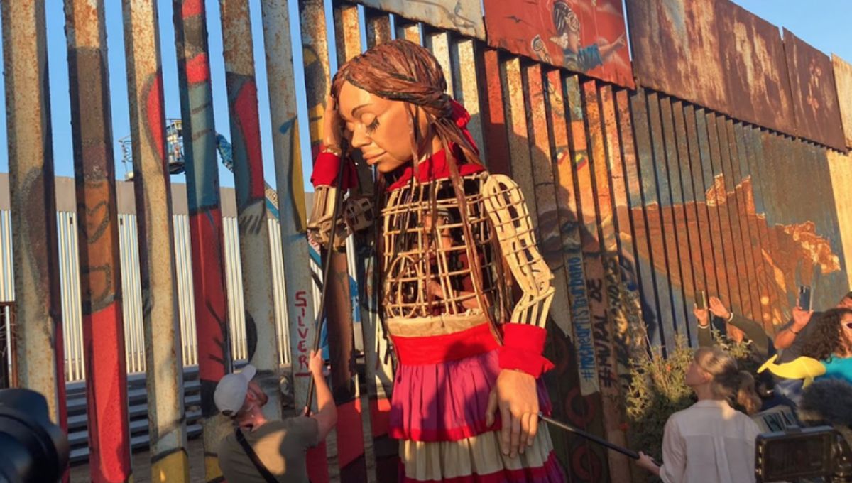 Amal, la marioneta gigante llegó a México