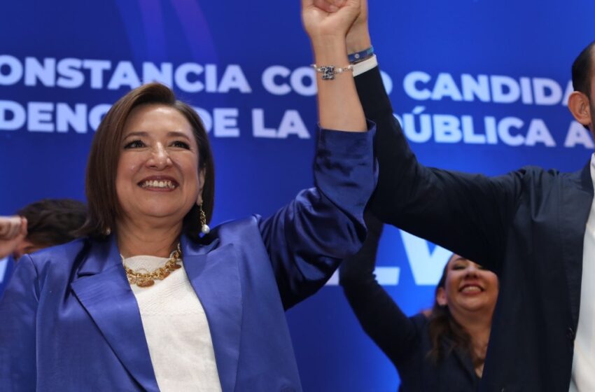 PAN entrega constancia de candidatura a Xóchitl Gálvez para las elecciones presidenciales