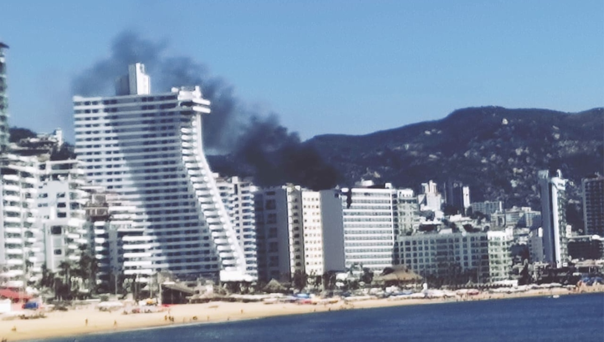 Hotel Emporio de Acapulco se incendia a un mes de su reapertura