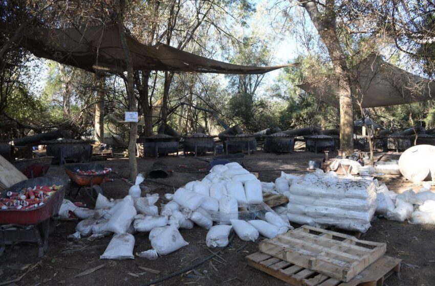 Desmantelan narcolaboratorio con 80 toneladas de metanfetaminas en Sonora