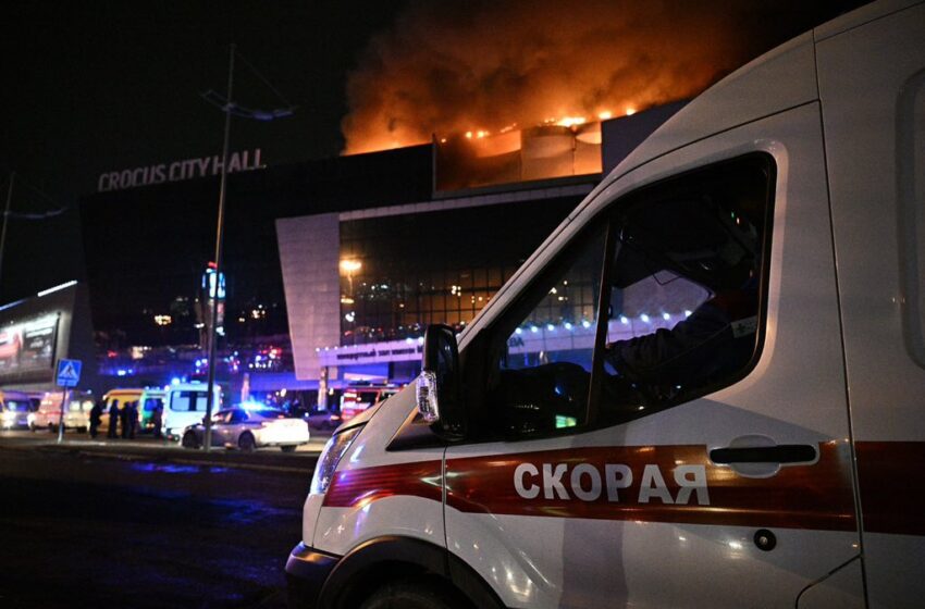 Al menos 40 muertos y 100 heridos deja tiroteo en sala de conciertos en Moscú