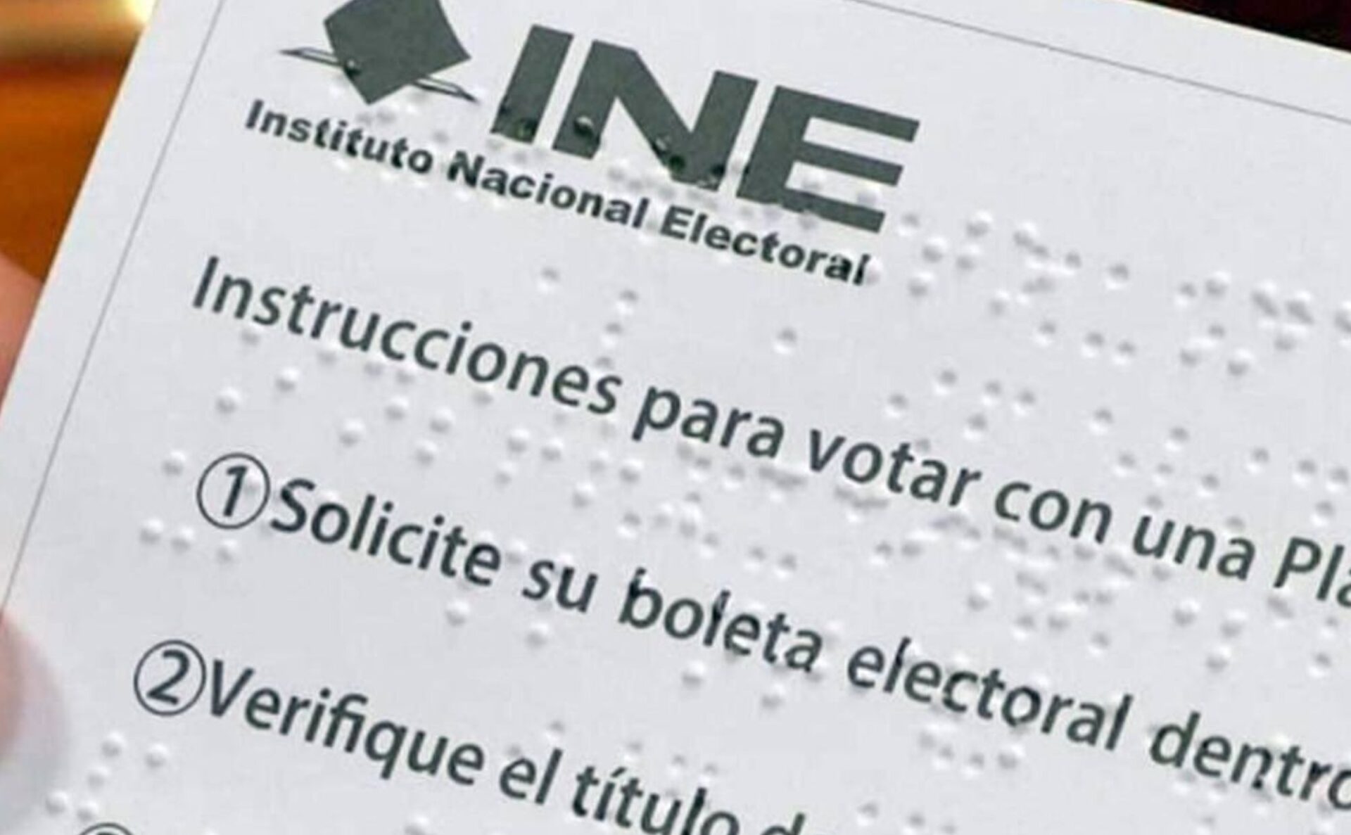 Así son las urnas y plantillas Braille para boletas electorales que instará el INE en las elecciones