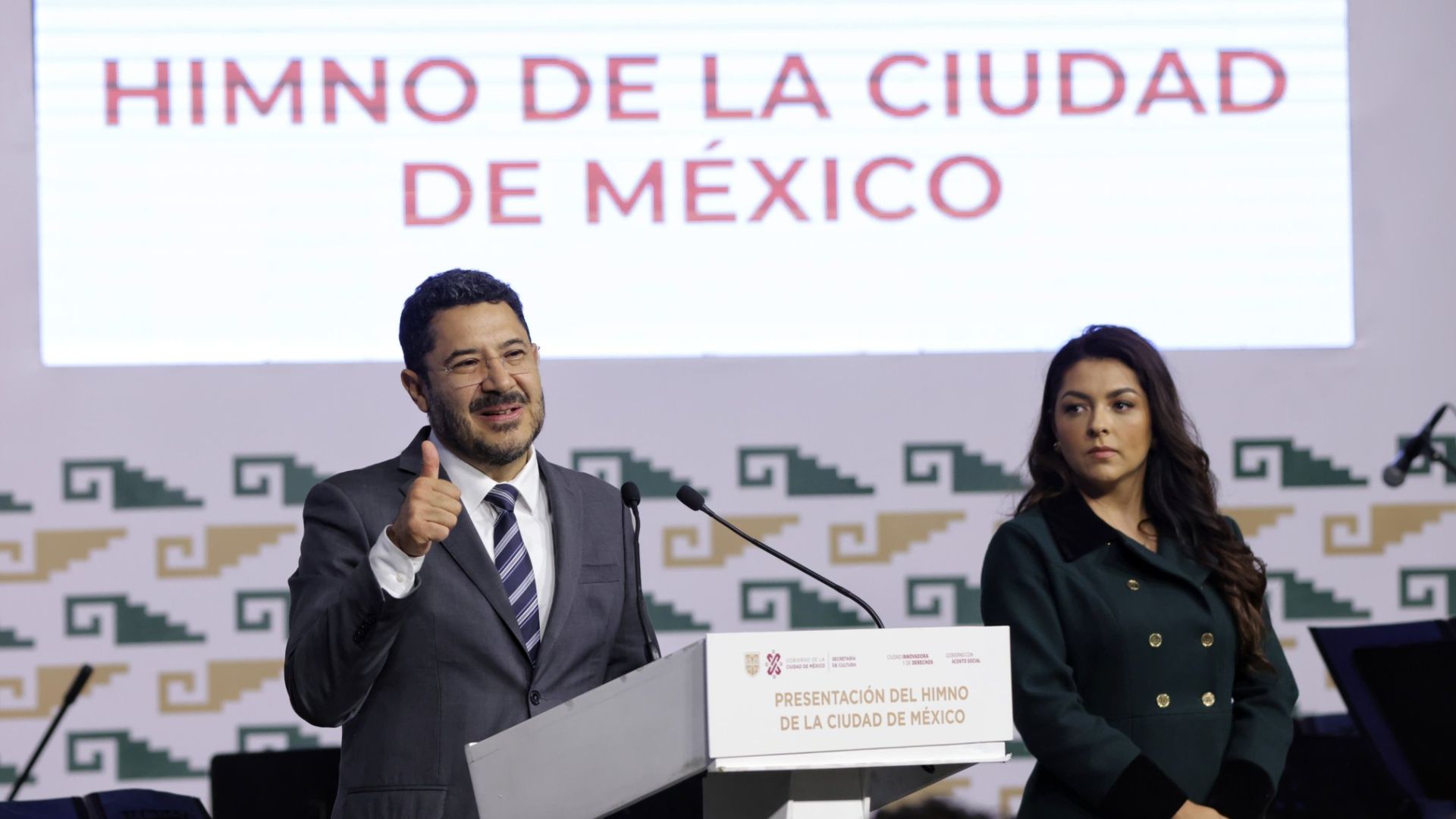 Presentan Himno de la Ciudad de México