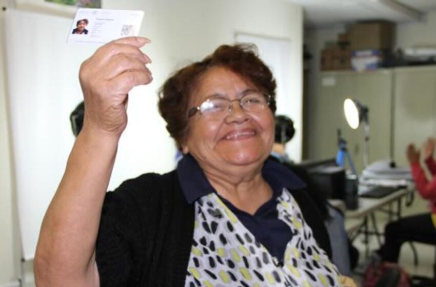 ¿Quiénes deben renovar su credencial del INAPAM este 2024?
