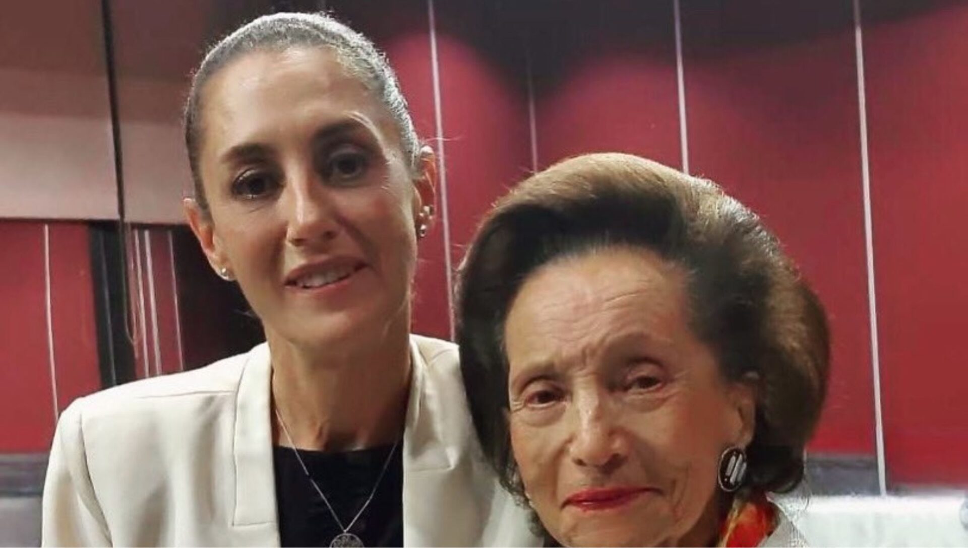 Ifigenia Martínez es elegida presidenta de la Cámara de Diputados; pondrá banda presidencial a Sheinbaum