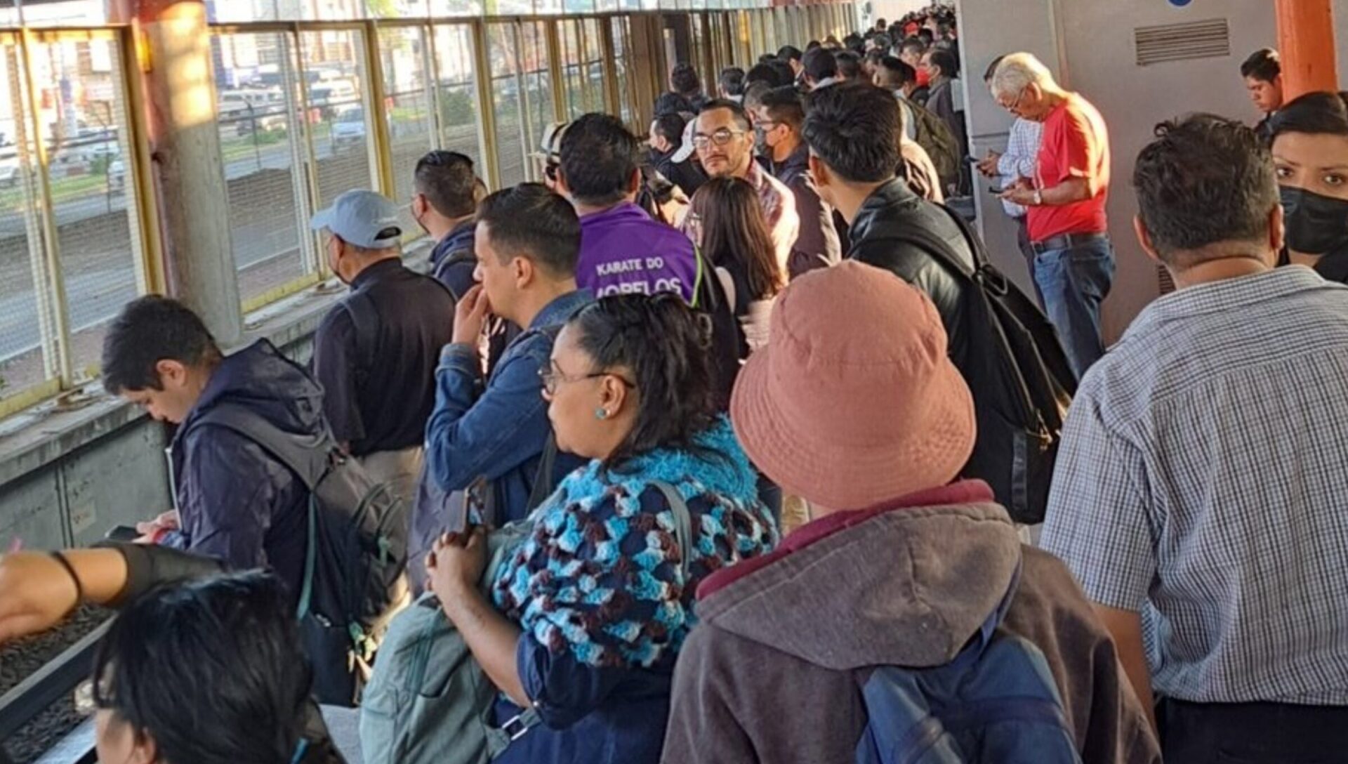 Retrasos y fallas en líneas B, 7 y 12 del Metro de la CDMX