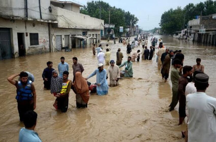 Al menos 30 personas muertas por lluvias torrenciales en Pakistán