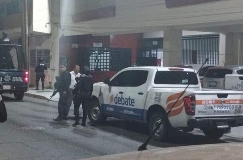 Enfrentamientos, bloqueos y ataque a oficinas de diario El Debate en Culiacán