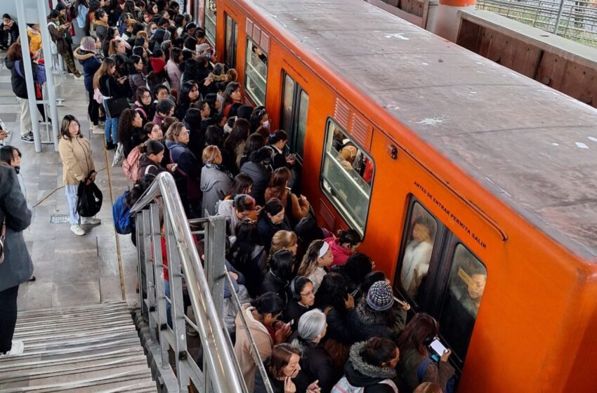 Retrasos, saturación y fallas en Metro CDMX hoy