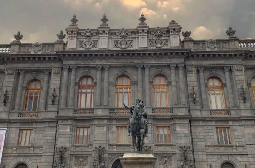 Martín Borrego renuncia a Semarnat tras polémica por boda en el Munal