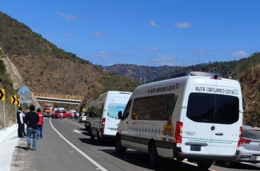 Transportistas anuncian mega bloqueo en CDMX y Edomex; vialidades que serán afectadas