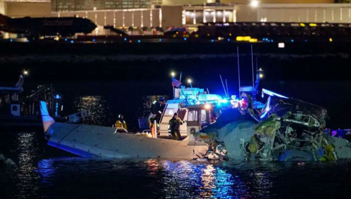 Revelan nuevos videos del choque entre helicóptero y avión en Washington