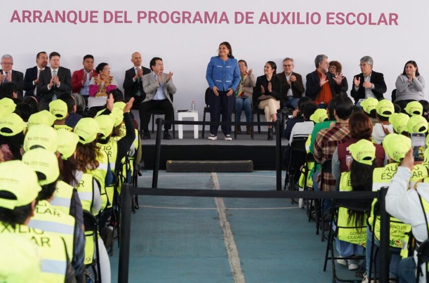 Presentan programa Auxilio Escolar en CDMX para alumnos de secundaria y preparatoria