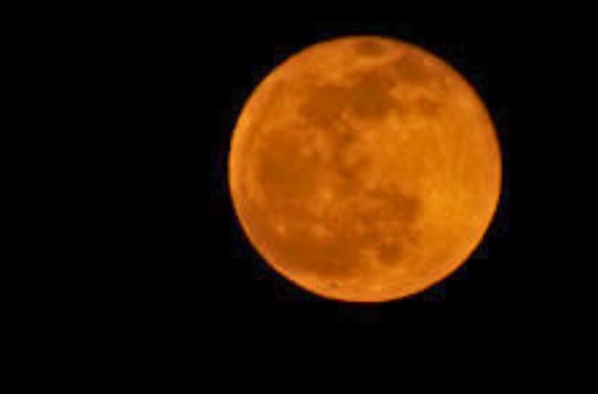 Eclipse lunar: ¿a qué hora se podrá ver la luna roja en México?