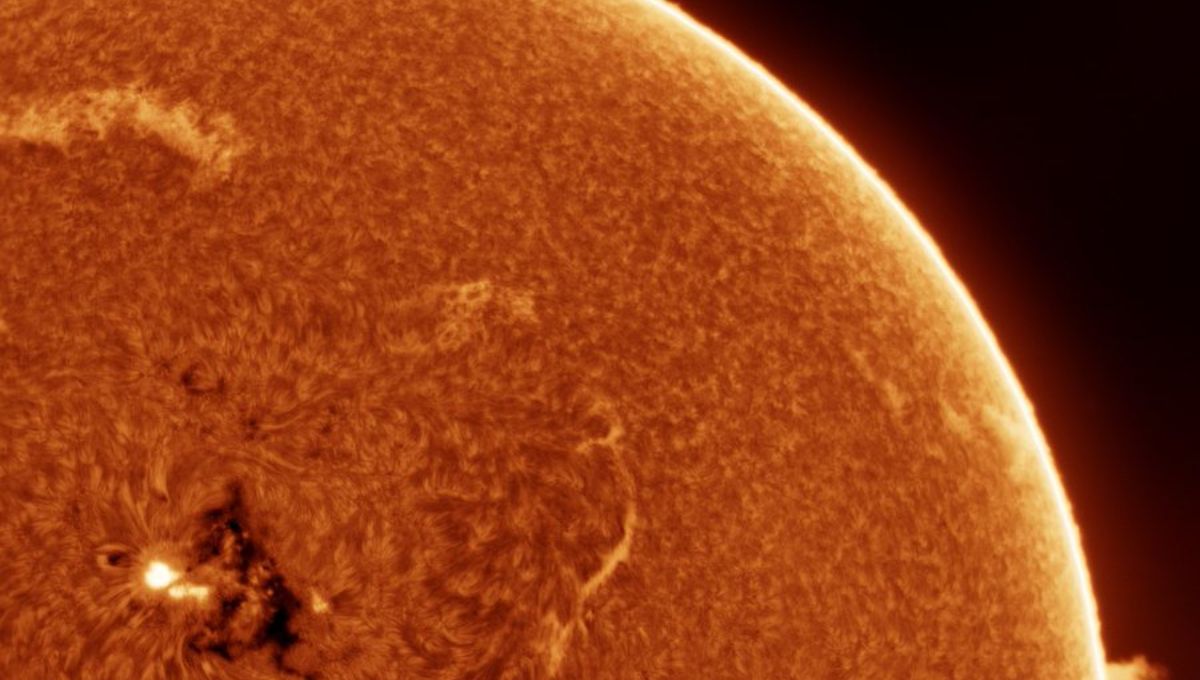 Una enorme mancha solar apunta a la Tierra ¿Es peligrosa?